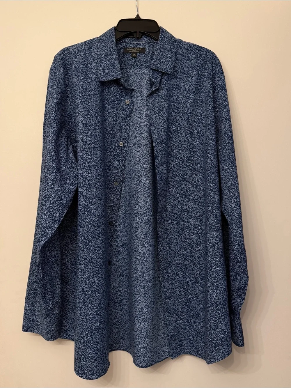 Banana Republic Navy Blue Micro-Print Long Sleeve Button-Up Shirt